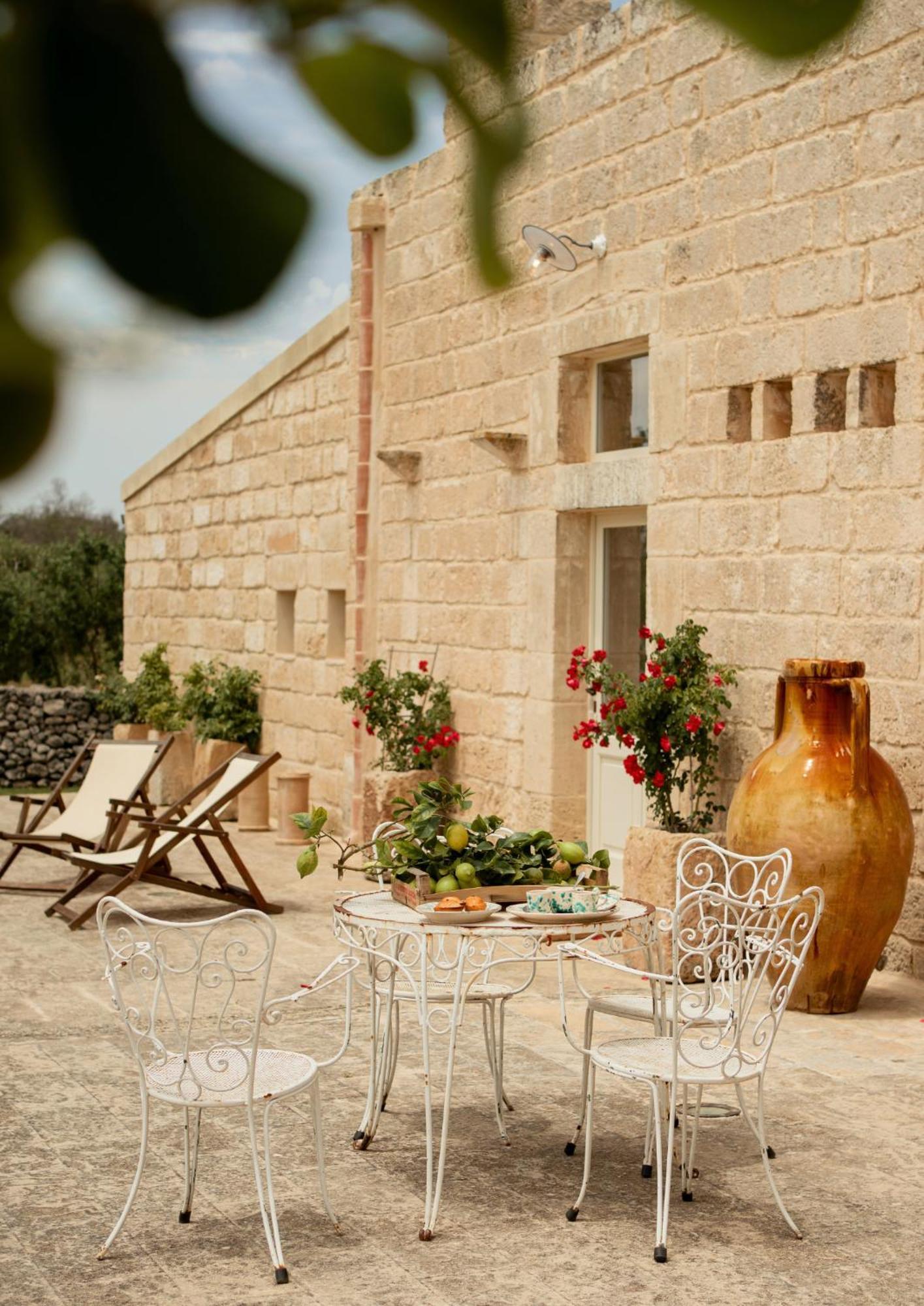 Masseria Del Gigante Carpignano Salentino Exteriör bild